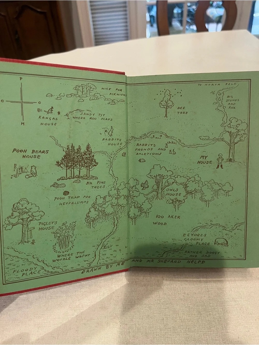 Vintage 1961 cloth cover bound Winnie The Pooh classic story book. Hardcover